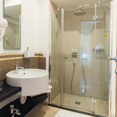Marina 10 Design & Hotel 4*